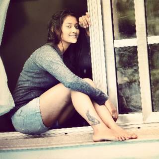 Pooja Jhaveri feet photo 1