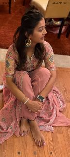 Pooja Jhaveri feet photo 2