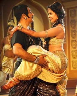 Pooja Kumar feet photo 4