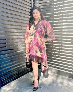 Pooja Kumar feet photo 4