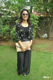 Pooja Umashankar feet photo 17