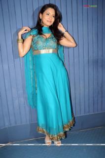 Pooja Umashankar feet photo 12