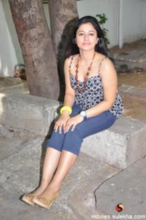 Poonam Bajwa feet photo 19