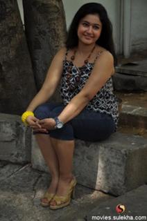Poonam Bajwa feet photo 15