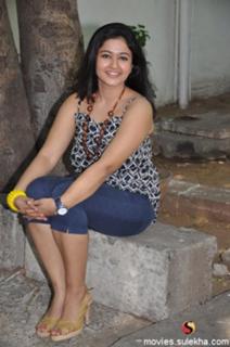 Poonam Bajwa feet photo 14