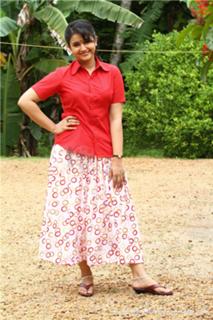 Poonam Bajwa feet photo 19