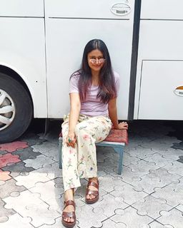 Poonam Bajwa feet photo 3