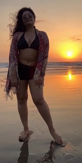 Poonam Bajwa feet photo 10