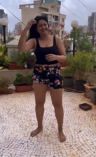 Poonam Bajwa feet photo 6