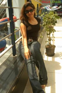 Poonam Bajwa feet photo 3
