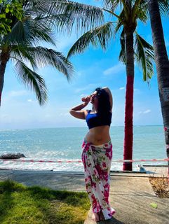 Poonam Bajwa feet photo 11