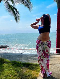 Poonam Bajwa feet photo 10