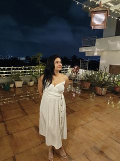 Poonam Bajwa feet photo 7
