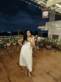 Poonam Bajwa feet photo 6