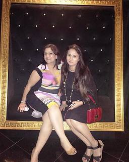 Poonam Dhillon feet photo 3