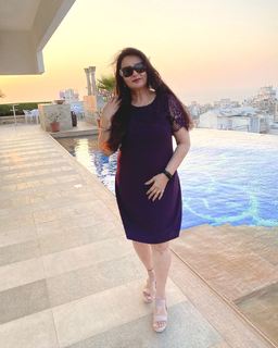 Poonam Dhillon feet photo 2