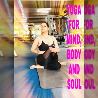 Poonam Jhawer feet photo 2