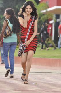Poonam Kaur feet photo 5
