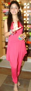 Poonam Kaur feet photo 19
