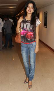Poonam Kaur feet photo 13