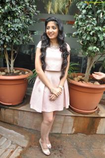 Poonam Kaur feet photo 17