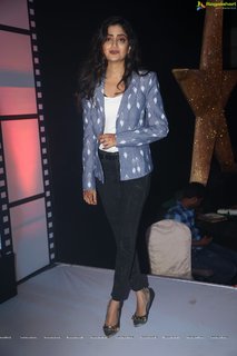 Poonam Kaur feet photo 7