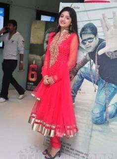 Poonam Kaur feet photo 7