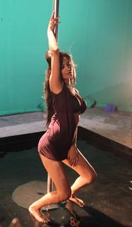 Poonam Pandey feet photo thumbnail