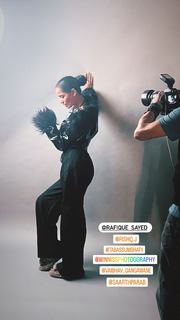 Poonam Pandey feet photo thumbnail