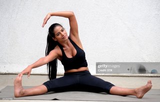 Poonam Pandey feet photo thumbnail