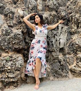 Poonam Yadav feet photo thumbnail