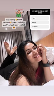 Poonam Yadav feet photo thumbnail
