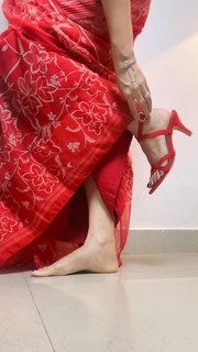 Poonam Yadav feet photo thumbnail