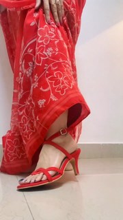 Poonam Yadav feet photo thumbnail