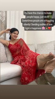 Poonam Yadav feet photo thumbnail