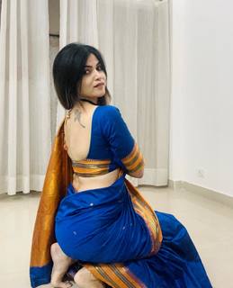 Poonam Yadav feet photo thumbnail