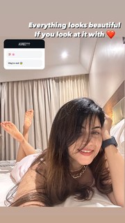 Poonam Yadav feet photo thumbnail