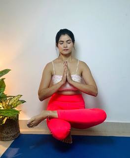 Poonam Yadav feet photo thumbnail