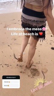 Poonam Yadav feet photo thumbnail