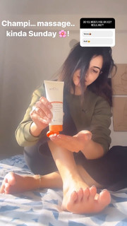Poonam Yadav feet photo thumbnail
