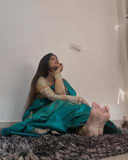 Poonam Yadav feet photo thumbnail