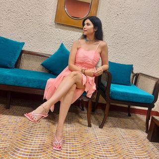 Poonam Yadav feet photo thumbnail