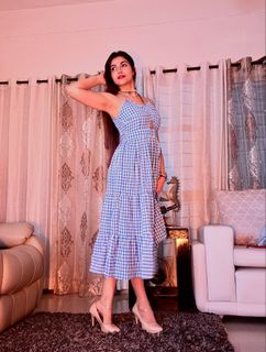 Poonam Yadav feet photo thumbnail