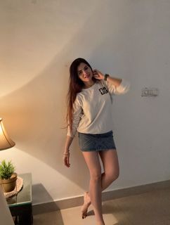 Poonam Yadav feet photo thumbnail