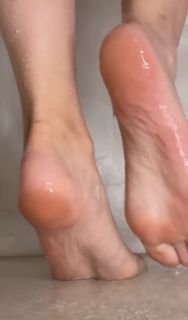 Poonam Yadav feet photo thumbnail