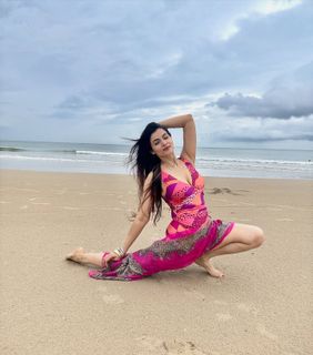 Poonam Yadav feet photo thumbnail