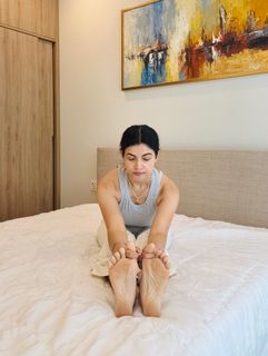 Poonam Yadav feet photo thumbnail