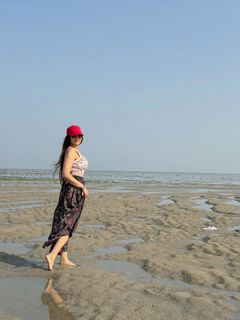 Poonam Yadav feet photo 11