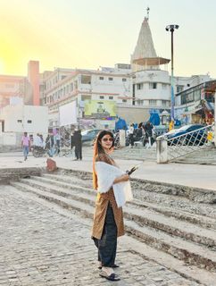 Poonam Yadav feet photo 8