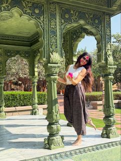Poonam Yadav feet photo 2